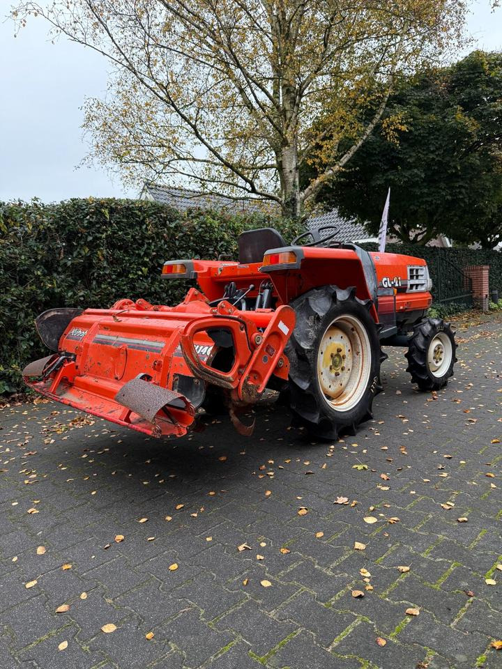 Kleintraktor Kubota GL-21 - Mali traktor: slika 3 Kleintraktor Kubota GL-21 - Mali traktor: slika 3