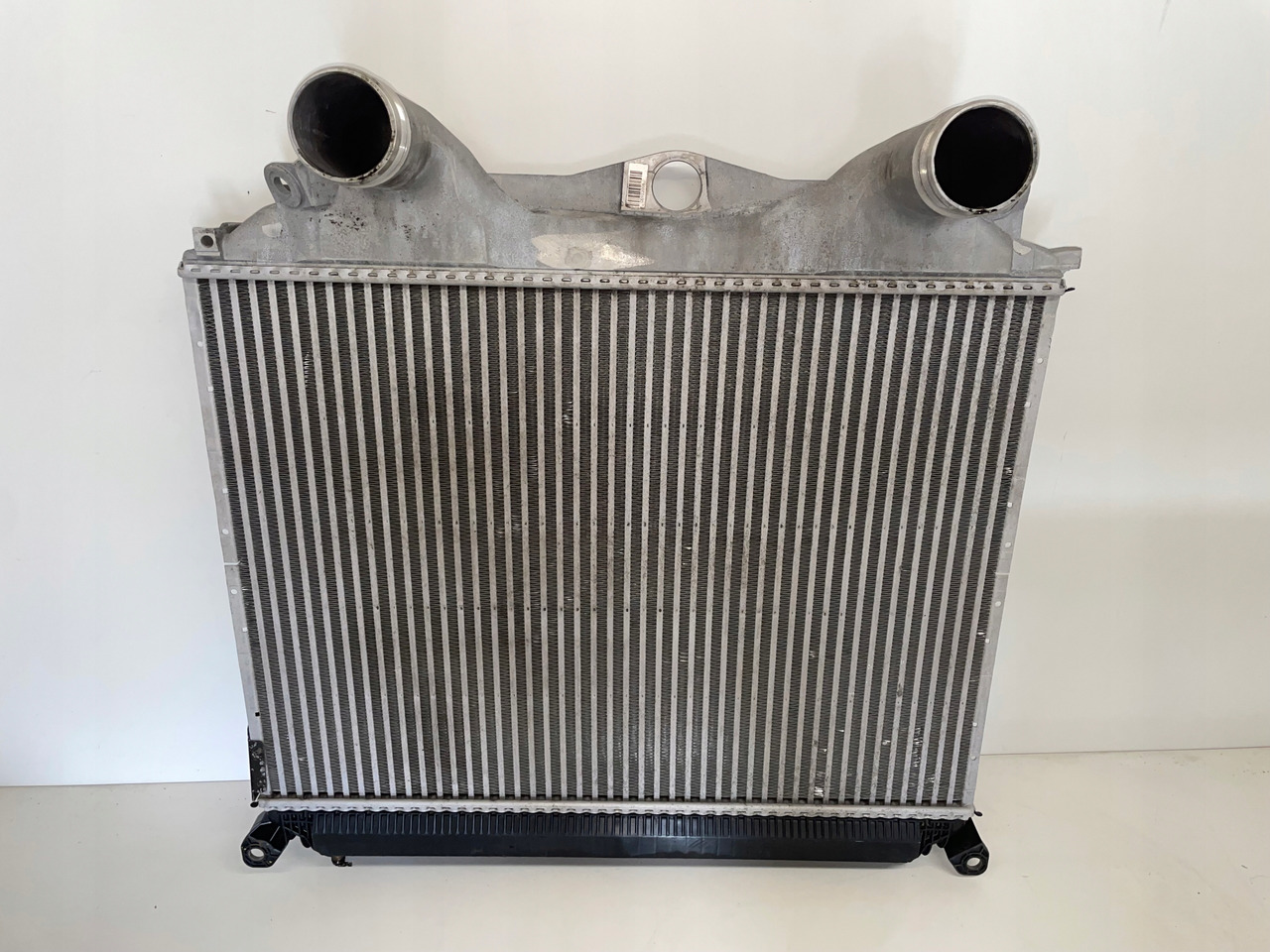 CHŁODNICA INTERCOLLER INTERKULER MAN TGS TGA - Hladnjak za Kamion: slika 2 CHŁODNICA INTERCOLLER INTERKULER MAN TGS TGA - Hladnjak za Kamion: slika 2