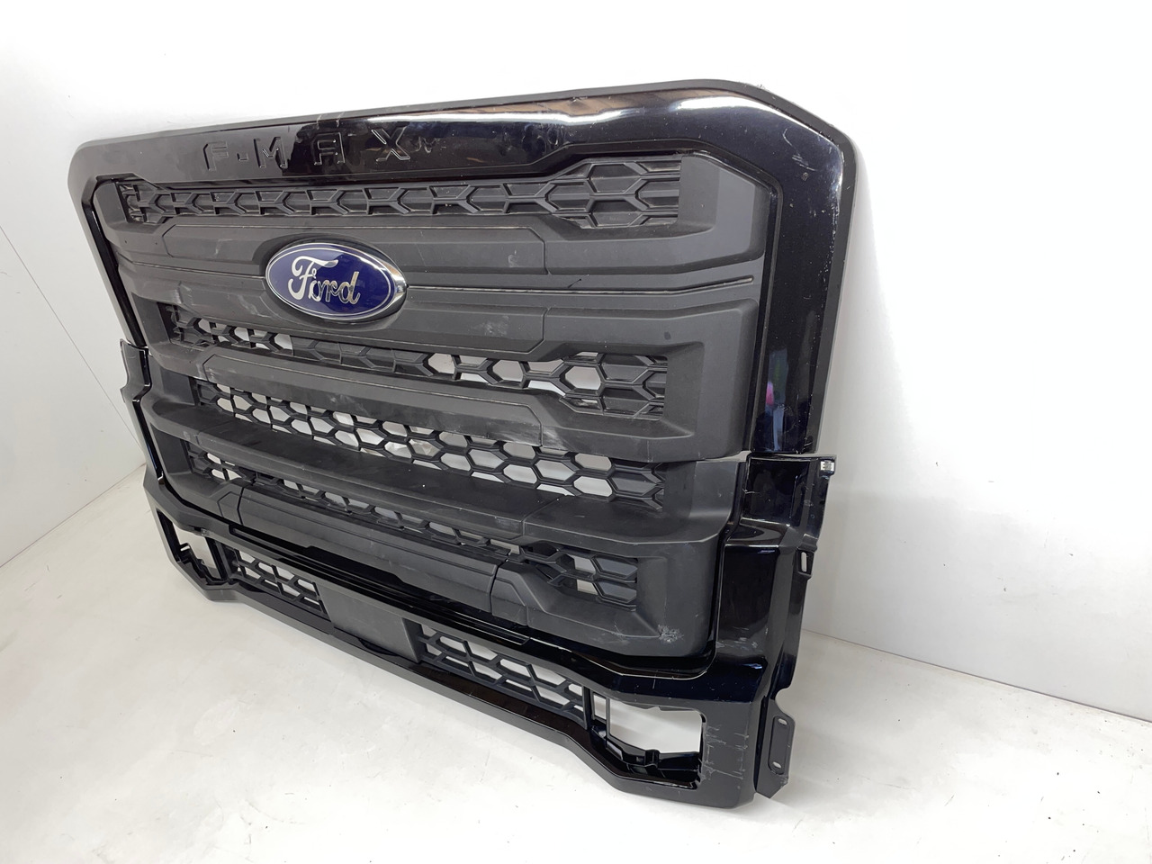 GRILL ZDERZAKA MASKI FORD F-MAX F MAX ZDERZAK ATRAPA - Branik za Kamion: slika 2 GRILL ZDERZAKA MASKI FORD F-MAX F MAX ZDERZAK ATRAPA - Branik za Kamion: slika 2