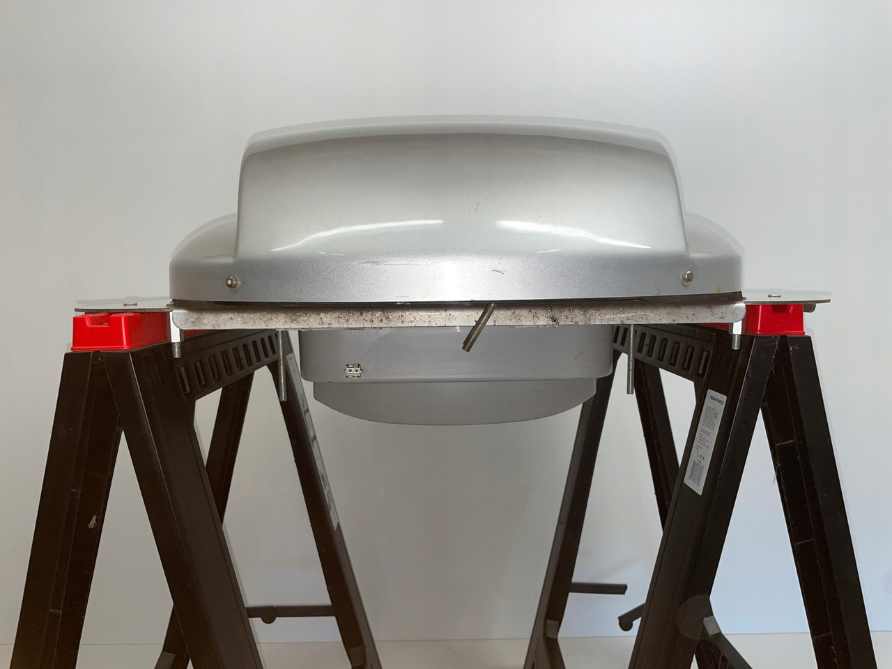 KLIMATYZACJA POSTOJOWA WAECO CA800 MAN SCANIA VOLVO DAF CA-0800-DC - Kompresor klima uređaja za Kamion: slika 2 KLIMATYZACJA POSTOJOWA WAECO CA800 MAN SCANIA VOLVO DAF CA-0800-DC - Kompresor klima uređaja za Kamion: slika 2