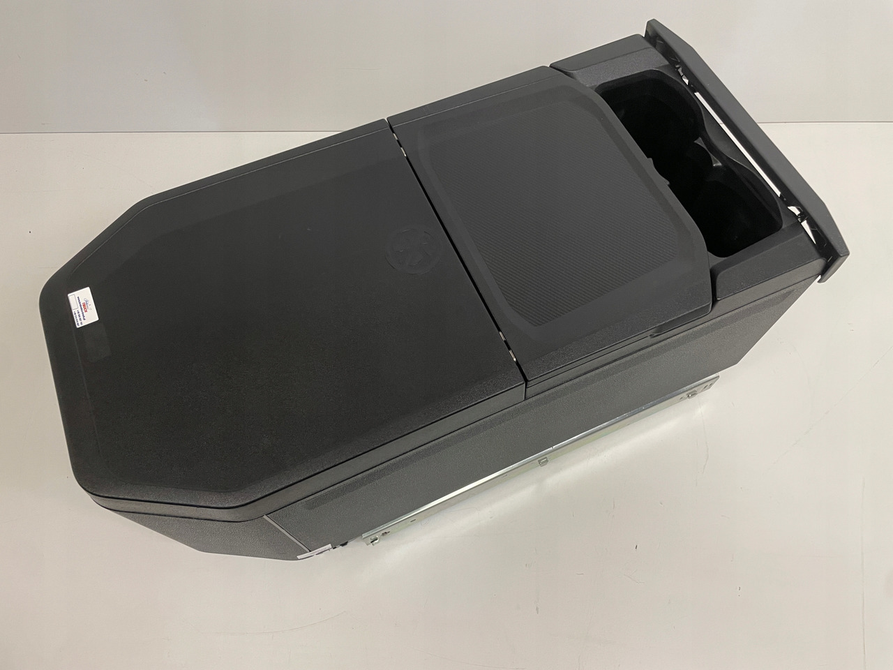 LODÓWKA DAF XF XG + 2321324 - Kabina i enterijer za Kamion: slika 4 LODÓWKA DAF XF XG + 2321324 - Kabina i enterijer za Kamion: slika 4