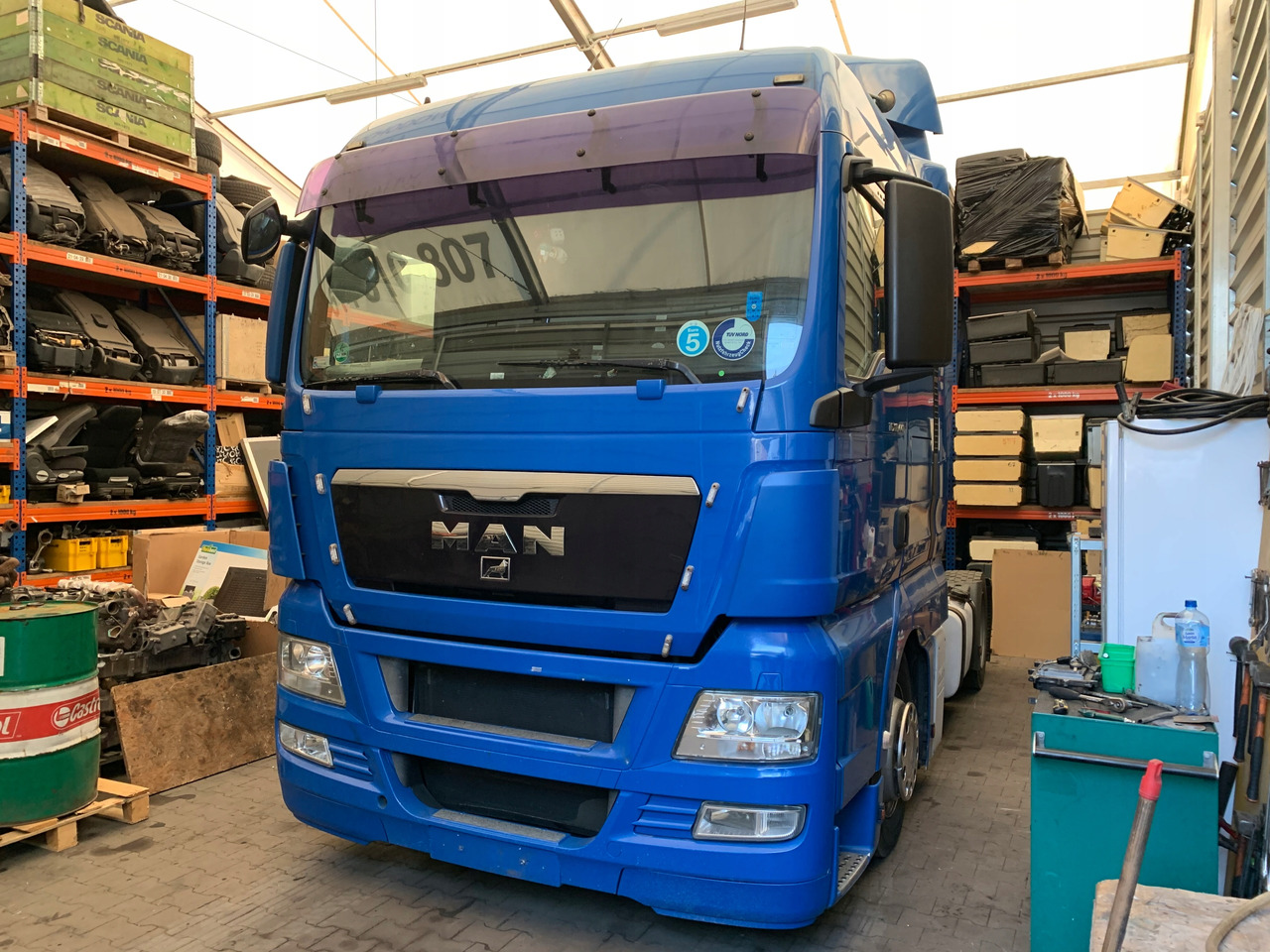 MASKA ATRAPA GRILL POLIK OWIEWKA MAN TGX - Hauba za Kamion: slika 2 MASKA ATRAPA GRILL POLIK OWIEWKA MAN TGX - Hauba za Kamion: slika 2