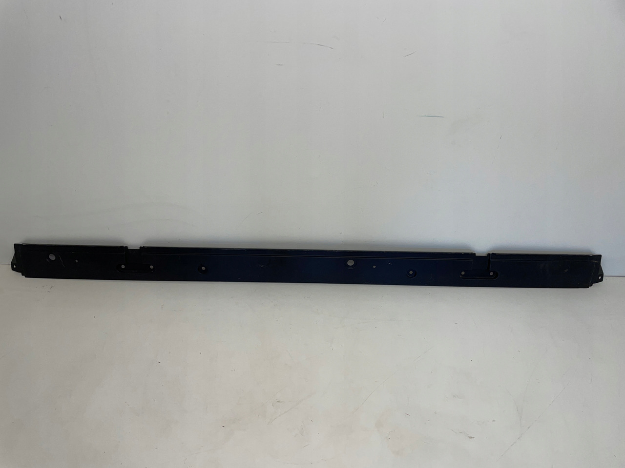 PODSZYBIEMASKOWNICA SZYBY OSŁONA DAF CV 1665944 - Vetrobransko staklo za Kamion: slika 1 PODSZYBIEMASKOWNICA SZYBY OSŁONA DAF CV 1665944 - Vetrobransko staklo za Kamion: slika 1