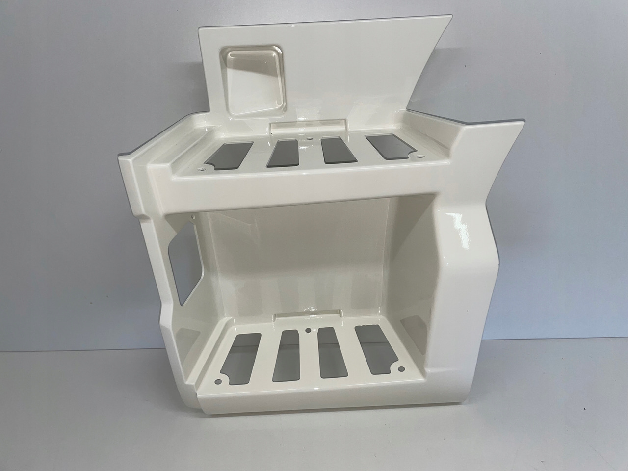 STOPIEŃ STOPNICA MAN TGX 3 TG3 - Prag za Kamion: slika 1 STOPIEŃ STOPNICA MAN TGX 3 TG3 - Prag za Kamion: slika 1