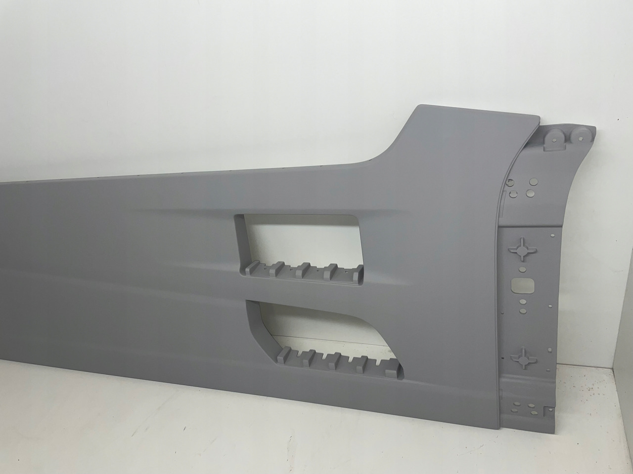 ZABUDOWA MIĘDZYOSIOWA SPOILER FORD F-MAX F MAX - Aerodinamika/ Spojler za Kamion: slika 3 ZABUDOWA MIĘDZYOSIOWA SPOILER FORD F-MAX F MAX - Aerodinamika/ Spojler za Kamion: slika 3