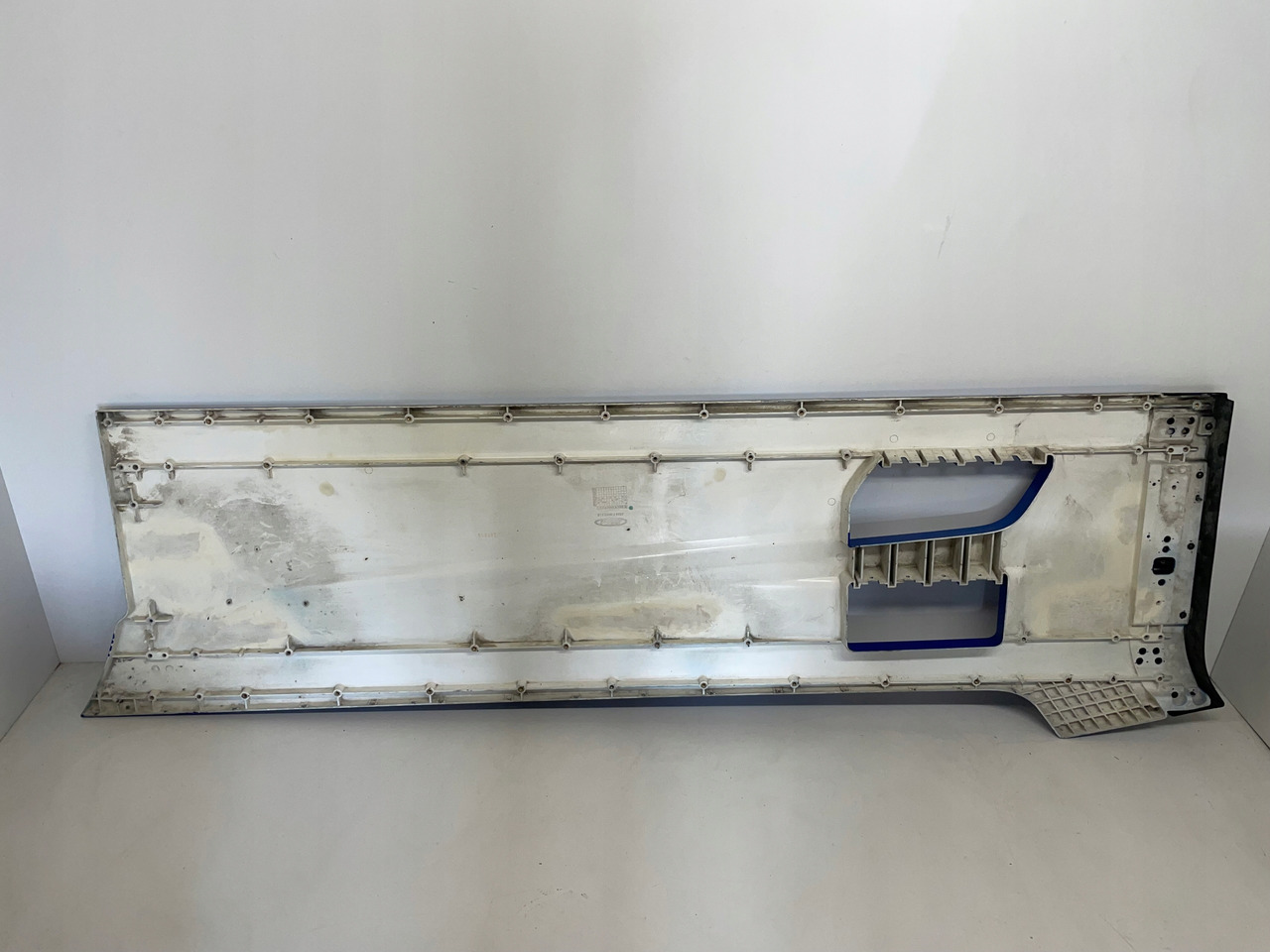 ZABUDOWA MIĘDZYOSIOWA SPOILER FORD F-MAX F MAX - Aerodinamika/ Spojler za Kamion: slika 4 ZABUDOWA MIĘDZYOSIOWA SPOILER FORD F-MAX F MAX - Aerodinamika/ Spojler za Kamion: slika 4