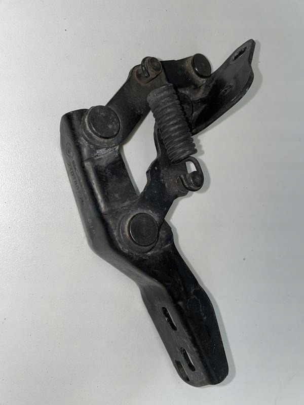 ZAWIAS MASKI SCANIA S NOWY MODEL R - Vrata i delovi za Kamion: slika 2 ZAWIAS MASKI SCANIA S NOWY MODEL R - Vrata i delovi za Kamion: slika 2