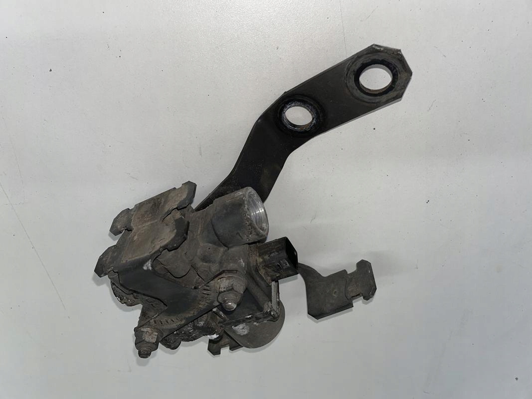 ZAWÓR CIŚNIENIA MERCEDES ACTROS MP4 A0054299244 - Suspenzija za Kamion: slika 3 ZAWÓR CIŚNIENIA MERCEDES ACTROS MP4 A0054299244 - Suspenzija za Kamion: slika 3