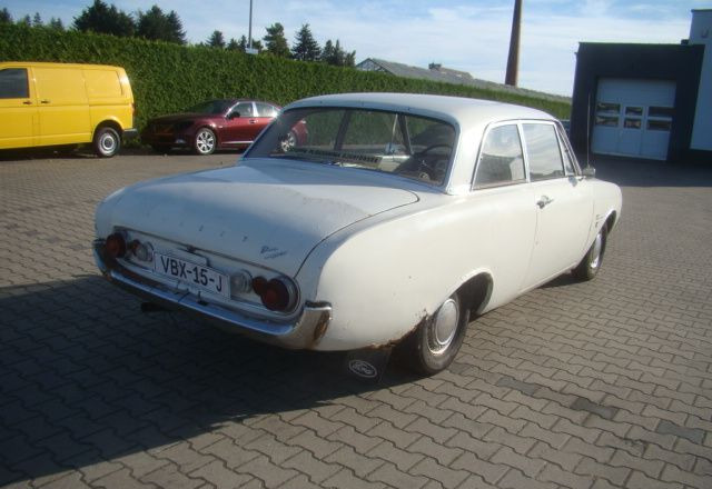Ford Taunus - Limuzina: slika 4 Ford Taunus - Limuzina: slika 4