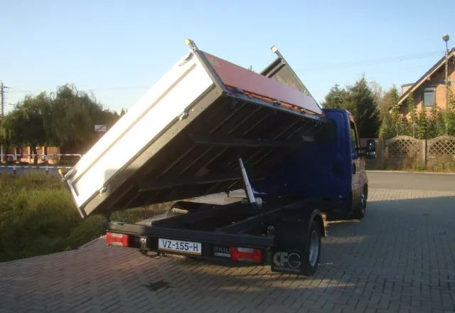 Iveco DAILY 100%PRZEBIEG-POTWIERDZONY - Dostavno vozilo istovarivač: slika 4 Iveco DAILY 100%PRZEBIEG-POTWIERDZONY - Dostavno vozilo istovarivač: slika 4