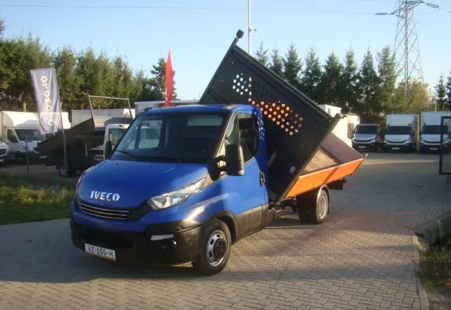 Iveco DAILY 100%PRZEBIEG-POTWIERDZONY - Dostavno vozilo istovarivač: slika 1 Iveco DAILY 100%PRZEBIEG-POTWIERDZONY - Dostavno vozilo istovarivač: slika 1