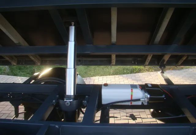 Iveco DAILY 100%PRZEBIEG-POTWIERDZONY - Dostavno vozilo istovarivač: slika 3 Iveco DAILY 100%PRZEBIEG-POTWIERDZONY - Dostavno vozilo istovarivač: slika 3