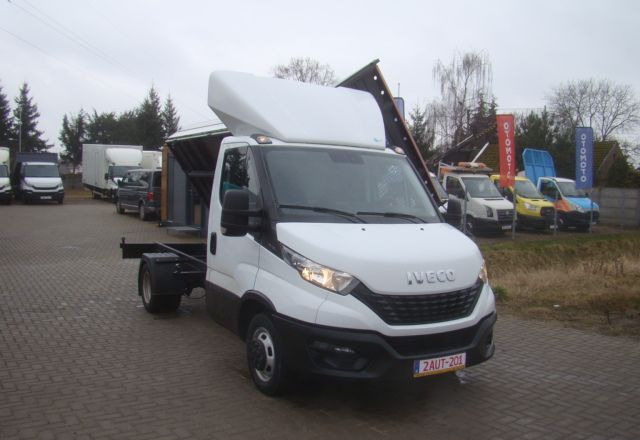 Iveco DAILY 35 C 15 3.5T 4.60M 3.5T NA HAKU CLIMATRONIC - Dostavno vozilo istovarivač: slika 3 Iveco DAILY 35 C 15 3.5T 4.60M 3.5T NA HAKU CLIMATRONIC - Dostavno vozilo istovarivač: slika 3