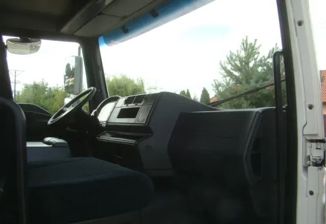 Kamion sa zatvorenim sandukom MAN TGL 12-220 8.10M KLIMA WINDA 2000KG: slika 12