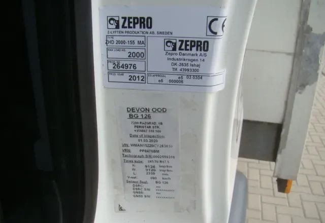 Kamion sa zatvorenim sandukom MAN TGL 12-220 8.10M KLIMA WINDA 2000KG: slika 18