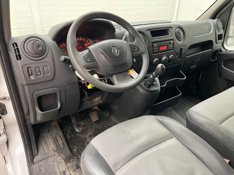 Mali kombi, Dostavno vozilo sa duplom kabinom Renault Master T33 2.3 dCi L2H2: slika 7 Mali kombi, Dostavno vozilo sa duplom kabinom Renault Master T33 2.3 dCi L2H2: slika 7