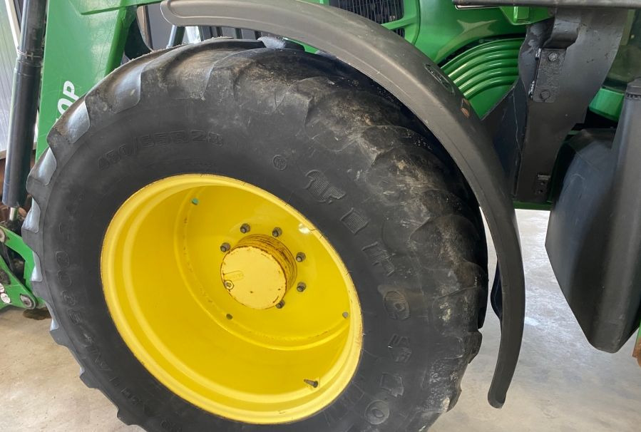 John Deere 6330 Premium - Traktor: slika 3 John Deere 6330 Premium - Traktor: slika 3