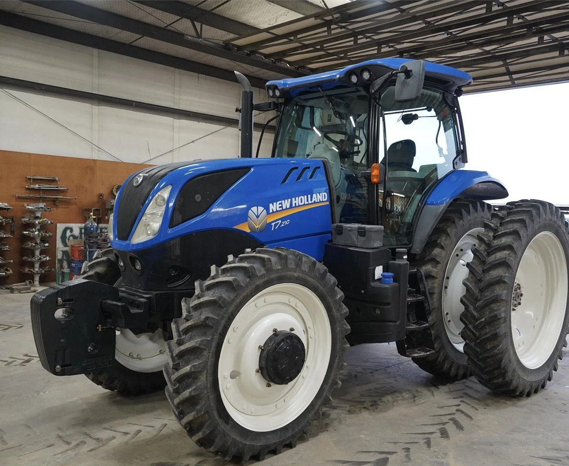 NEW HOLLAND T7.210 - Traktor: slika 1 NEW HOLLAND T7.210 - Traktor: slika 1
