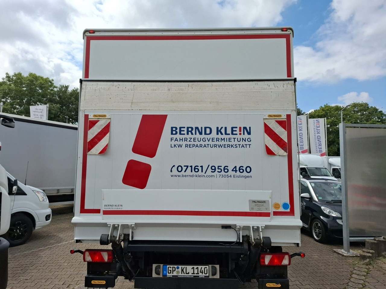 Fliegl TKF118 - Prikolica sa zatvorenim sandukom: slika 2 Fliegl TKF118 - Prikolica sa zatvorenim sandukom: slika 2