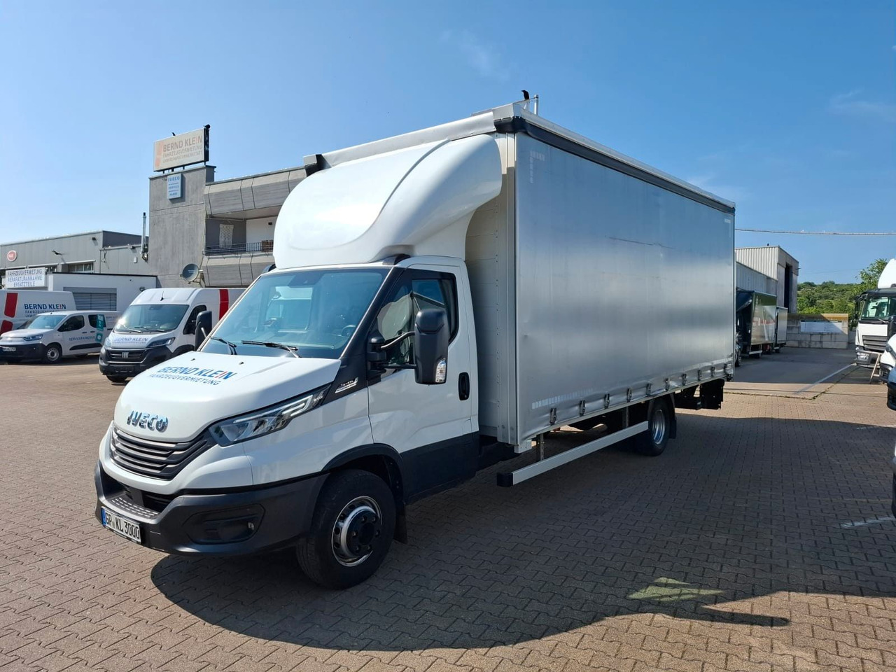 Iveco 72-210P/A8,Luft,HiMatic,LBW,Schiebepl., - Dostavno vozilo sa ceradom: slika 1 Iveco 72-210P/A8,Luft,HiMatic,LBW,Schiebepl., - Dostavno vozilo sa ceradom: slika 1