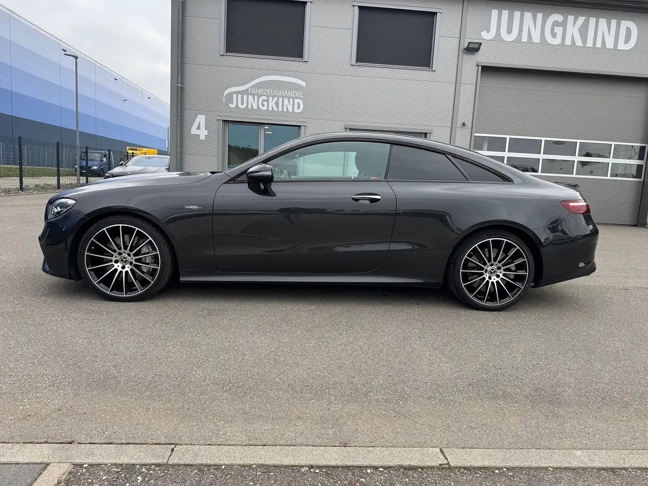 Mercedes-Benz E 53 AMG E -Klasse Coupe E 53 AMG 4Matic - Coupe: slika 3 Mercedes-Benz E 53 AMG E -Klasse Coupe E 53 AMG 4Matic - Coupe: slika 3