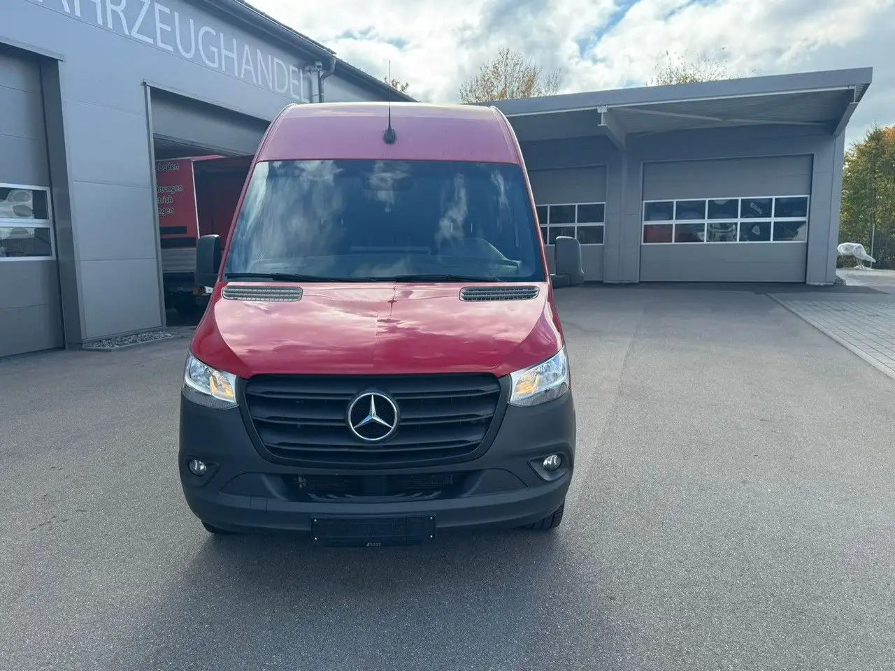 Mercedes-Benz Sprinter 317 CDI Maxi Lang Mixto AHK 3,5t MBUX - Dostavno vozilo sa duplom kabinom: slika 2 Mercedes-Benz Sprinter 317 CDI Maxi Lang Mixto AHK 3,5t MBUX - Dostavno vozilo sa duplom kabinom: slika 2