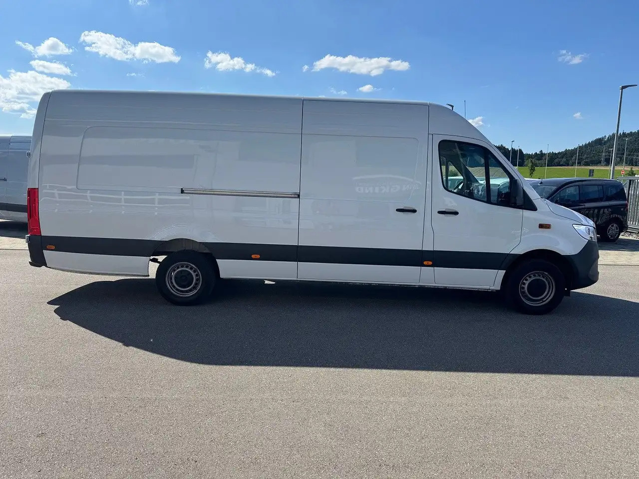 Mercedes-Benz Sprinter 317 CDI Maxi Lang XXL Extralang MBUX - Furgon: slika 4 Mercedes-Benz Sprinter 317 CDI Maxi Lang XXL Extralang MBUX - Furgon: slika 4