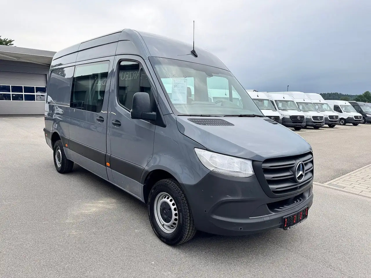 Mercedes-Benz Sprinter 319 CDI Mixto Lang Hoch Klima AHK - Furgon: slika 2 Mercedes-Benz Sprinter 319 CDI Mixto Lang Hoch Klima AHK - Furgon: slika 2