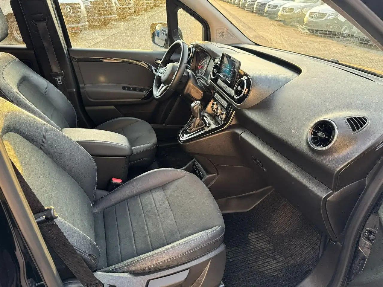 Mercedes-Benz T-Class T -Klasse 160 d standard - Automobil: slika 2 Mercedes-Benz T-Class T -Klasse 160 d standard - Automobil: slika 2