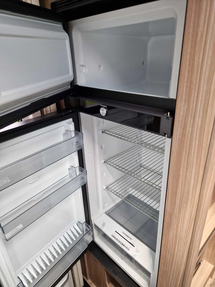 Fendt Tendenza 650 SFD Safety-, Batteri. Fußbodentem Fendt Tendenza 650 SFD Safety-, Batteri. Fußbodentem: slika 10