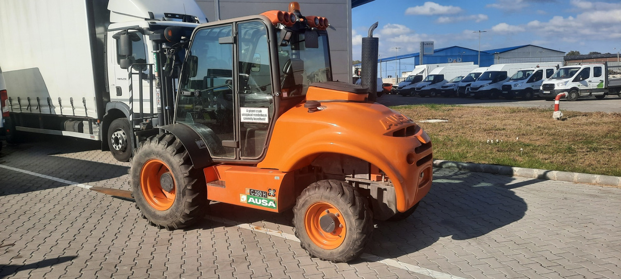 AUSA C350HX 4 Closed Cabin All Wheel Drive - Dizel viljuškar: slika 3 AUSA C350HX 4 Closed Cabin All Wheel Drive - Dizel viljuškar: slika 3