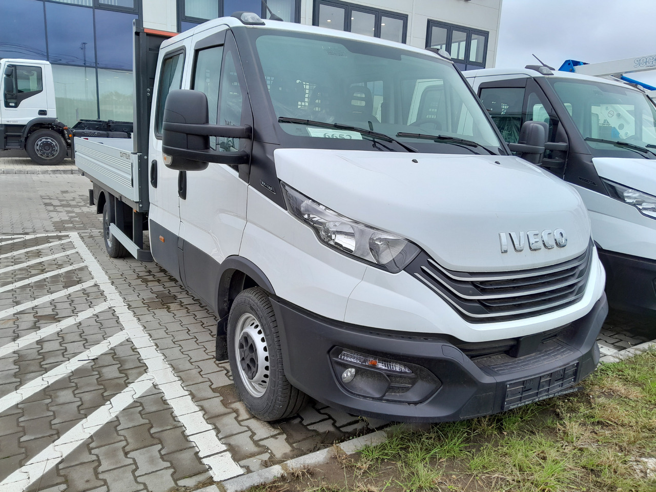Iveco Daila 35 Daily C 18 H 3450 - Dostavno vozilo sa otvorenom sandukom: slika 3 Iveco Daila 35 Daily C 18 H 3450 - Dostavno vozilo sa otvorenom sandukom: slika 3