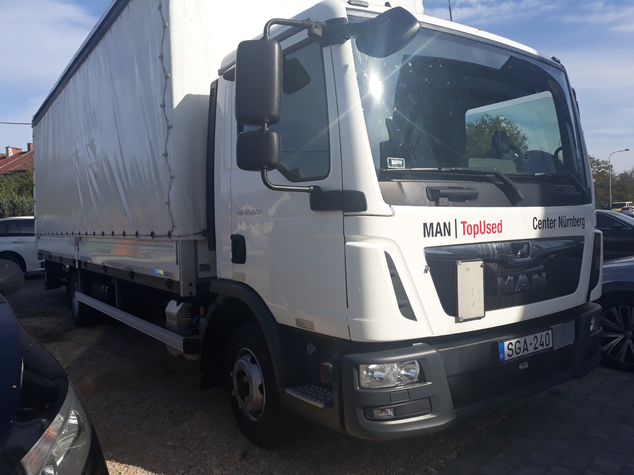 MAN TGL 12.220 Tail Lift Manual - Kamion sa ceradom: slika 1 MAN TGL 12.220 Tail Lift Manual - Kamion sa ceradom: slika 1
