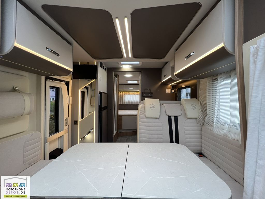 Ahorn Alaska TD Plus Aufl. 4to & Luftfed. & Hubbett - Poluintegrisani kamper: slika 4 Ahorn Alaska TD Plus Aufl. 4to & Luftfed. & Hubbett - Poluintegrisani kamper: slika 4