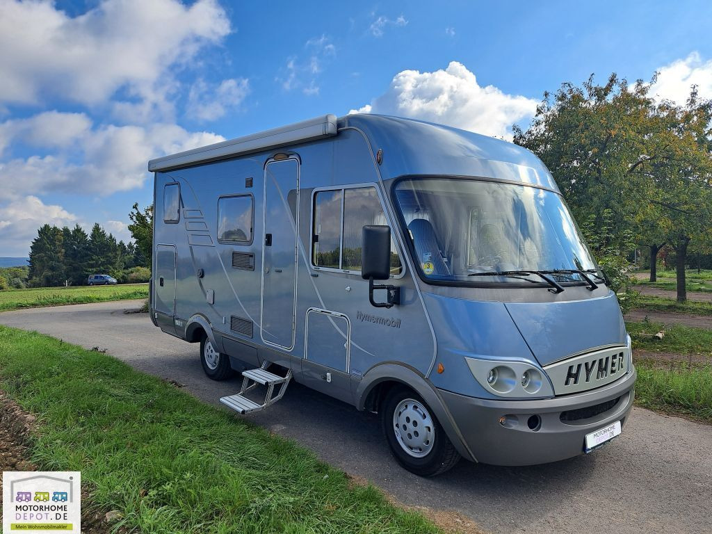 HYMER / ERIBA / HYMERCAR B-Klasse 504 Hubbett Solar Sog Markise - Integrisani kamper: slika 1 HYMER / ERIBA / HYMERCAR B-Klasse 504 Hubbett Solar Sog Markise - Integrisani kamper: slika 1