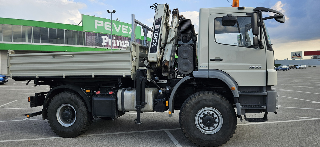 MERCEDES-BENZ Axor 1833 4x4 - Kamion sa dizalicom: slika 2 MERCEDES-BENZ Axor 1833 4x4 - Kamion sa dizalicom: slika 2