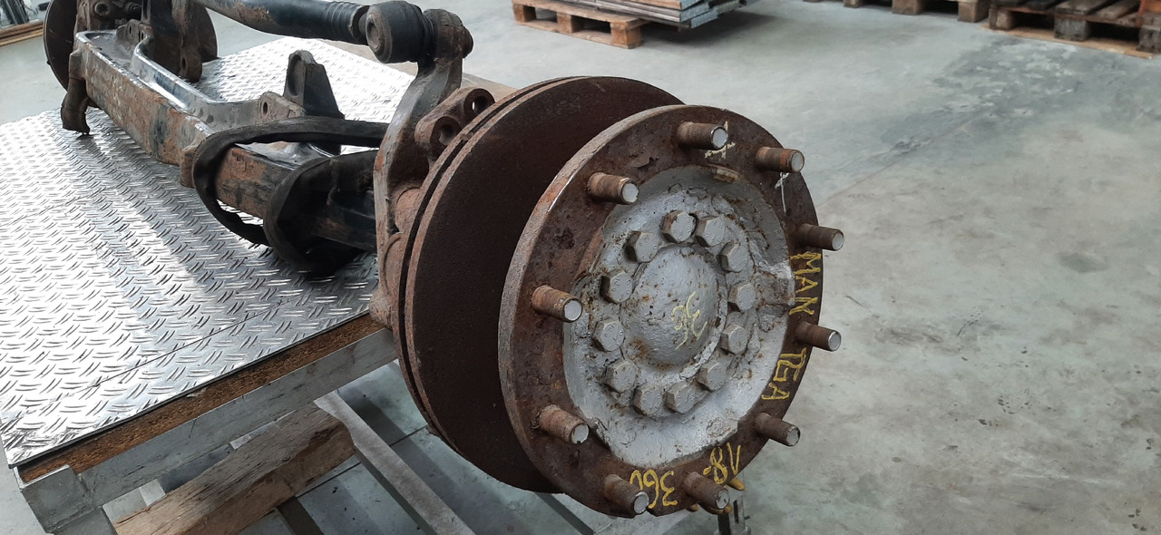 Gebrauchte MAN TGA 18.360, Vorderachse, Artikel - Nr. : 81.44001 - 7043 - Prednja osovina za Kamion: slika 1 Gebrauchte MAN TGA 18.360, Vorderachse, Artikel - Nr. : 81.44001 - 7043 - Prednja osovina za Kamion: slika 1