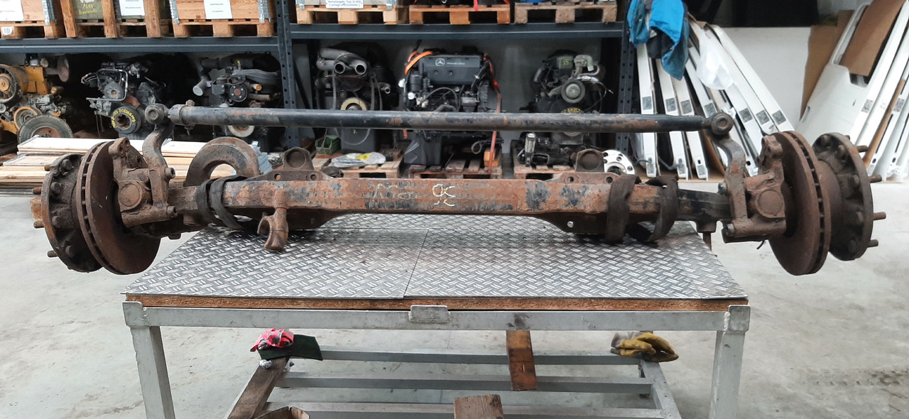 Gebrauchte MAN TGA 18.360, Vorderachse, Artikel - Nr. : 81.44001 - 7043 - Prednja osovina za Kamion: slika 4 Gebrauchte MAN TGA 18.360, Vorderachse, Artikel - Nr. : 81.44001 - 7043 - Prednja osovina za Kamion: slika 4