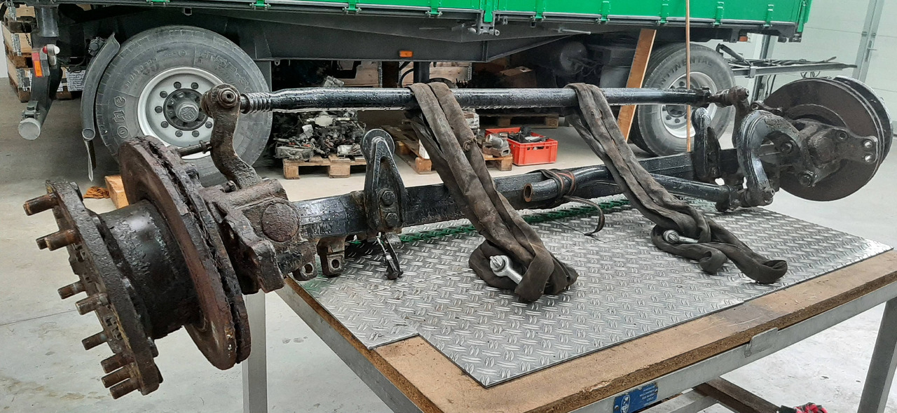 Gebrauchte MAN TGX 26.440 XXL, Vorderachse, Artikel - Nr. : 81.44001 - 7045 - Prednja osovina za Kamion: slika 2 Gebrauchte MAN TGX 26.440 XXL, Vorderachse, Artikel - Nr. : 81.44001 - 7045 - Prednja osovina za Kamion: slika 2