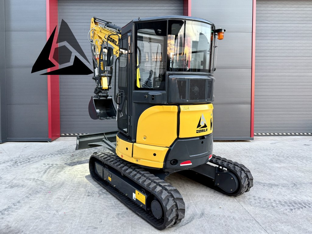 Pásový minibagr GORILA G40S I PRO CAB - Mini bager: slika 4 Pásový minibagr GORILA G40S I PRO CAB - Mini bager: slika 4