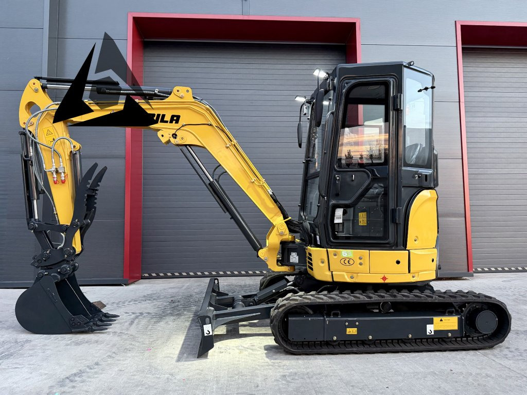 Pásový minibagr GORILA G40S I PRO CAB - Mini bager: slika 3 Pásový minibagr GORILA G40S I PRO CAB - Mini bager: slika 3