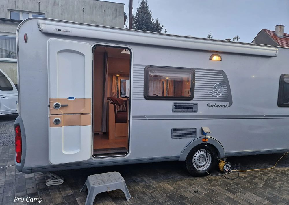 Kamp prikolica KNAUS SUDWIND 550 FSK: slika 11