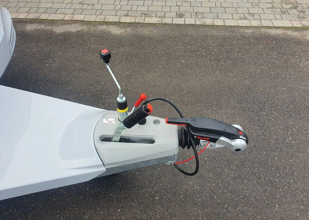 KNAUS SUDWIND 580 QS BLACK SELECTION 2026 / ALDE - Kamp prikolica: slika 5 KNAUS SUDWIND 580 QS BLACK SELECTION 2026 / ALDE - Kamp prikolica: slika 5