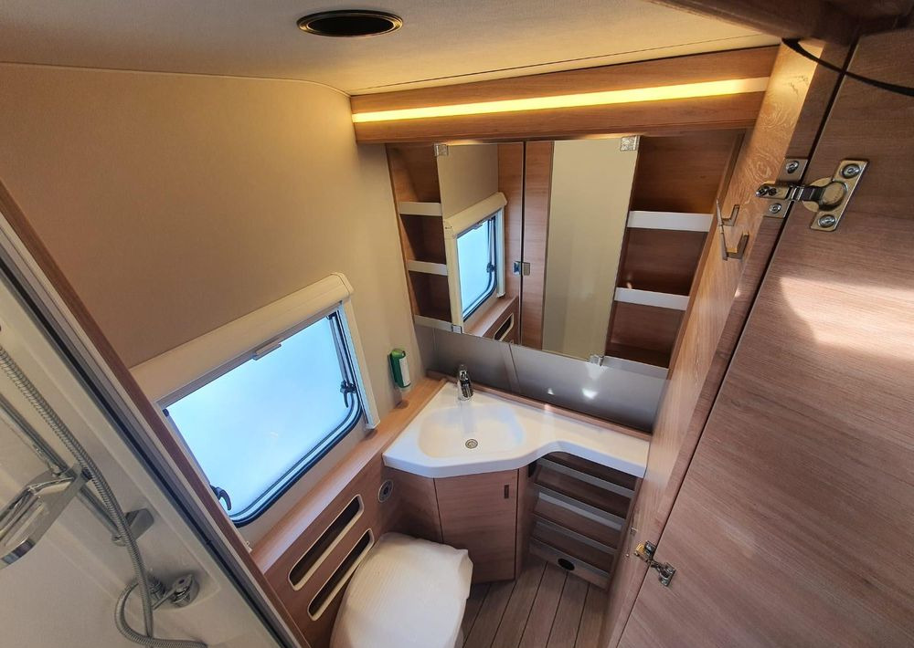 Kamp prikolica novi KNAUS SUDWIND 580 QS BLACK SELECTION 2026 / ALDE: slika 20