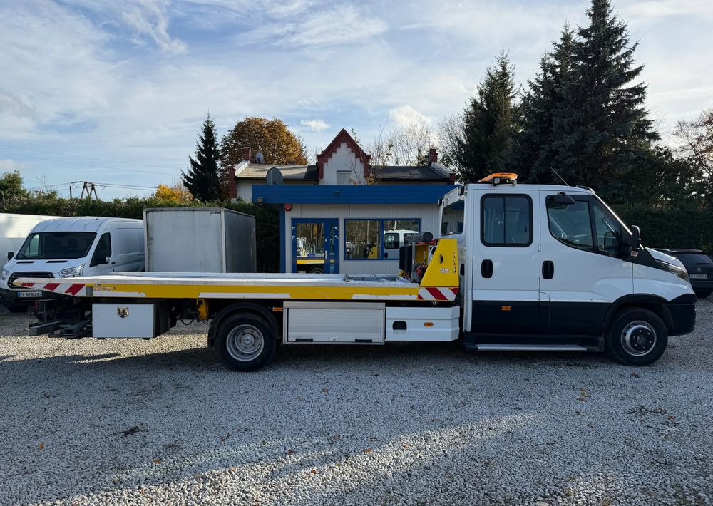 Iveco Daily 70C18 Pomoc drogowa Laweta 2019r Hi-Matic - Šlep vozilo: slika 4 Iveco Daily 70C18 Pomoc drogowa Laweta 2019r Hi-Matic - Šlep vozilo: slika 4