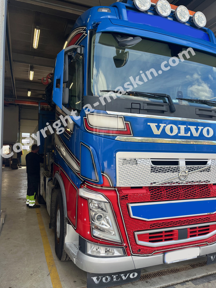 VOLVO FH 540 - Kamion sa tovarnim sandukom, Kamion sa dizalicom: slika 1 VOLVO FH 540 - Kamion sa tovarnim sandukom, Kamion sa dizalicom: slika 1