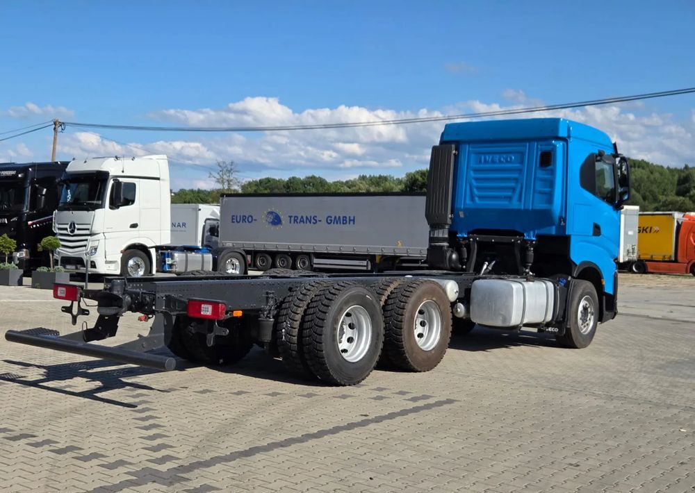 Iveco S-WAY - Kamion sa golom šasijom i zatvorenom kabinom: slika 4 Iveco S-WAY - Kamion sa golom šasijom i zatvorenom kabinom: slika 4