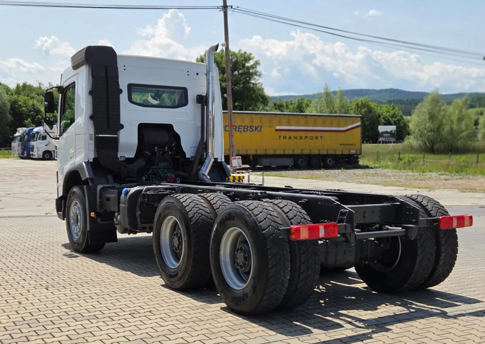 Volvo FMX 6x2 - Kamion sa golom šasijom i zatvorenom kabinom: slika 4 Volvo FMX 6x2 - Kamion sa golom šasijom i zatvorenom kabinom: slika 4