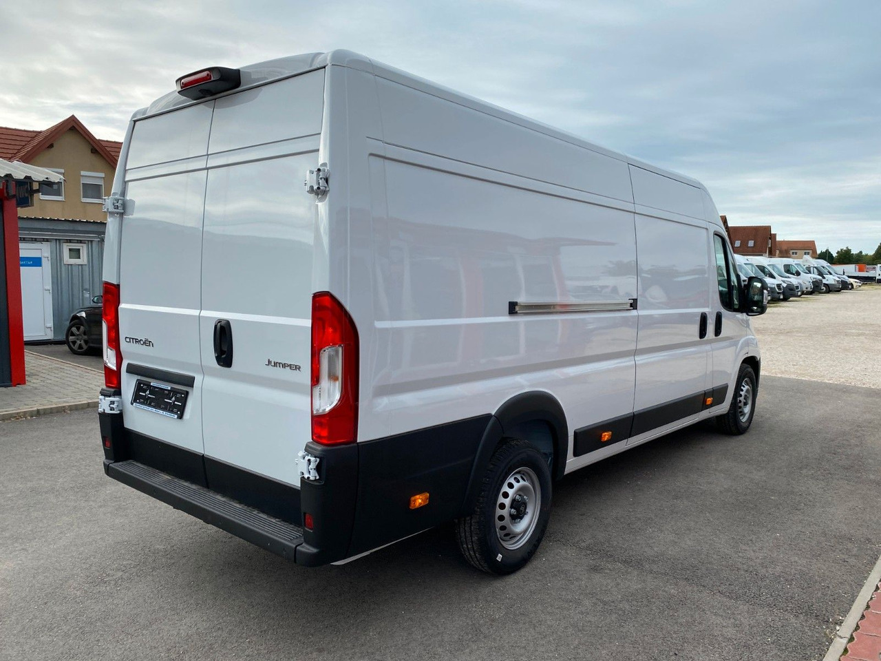 Citroën Jumper Kasten Hochraum 35 L4H2 Heavy BlueHDi 180 - Dostavno vozilo hladnjača: slika 4 Citroën Jumper Kasten Hochraum 35 L4H2 Heavy BlueHDi 180 - Dostavno vozilo hladnjača: slika 4