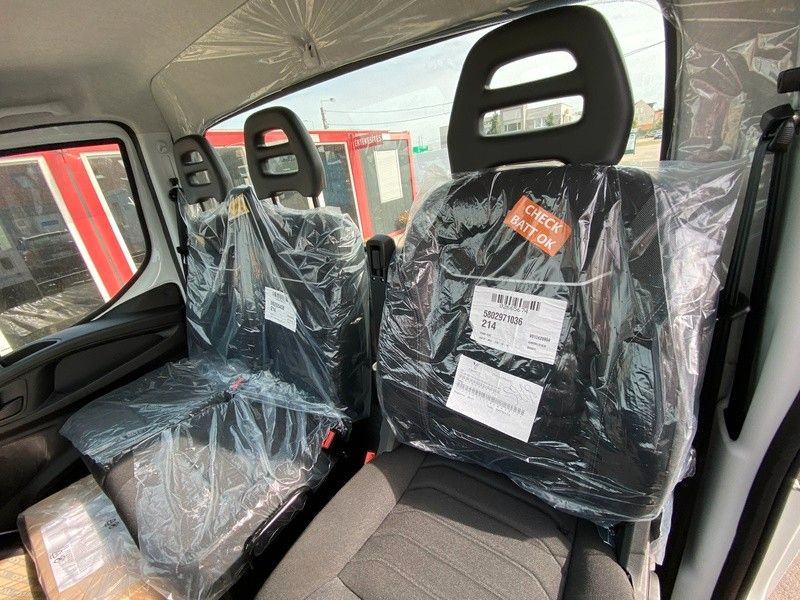 Iveco Daily 50C18HA8 Z Pritsche+Plane - Dostavno vozilo sa ceradom: slika 5 Iveco Daily 50C18HA8 Z Pritsche+Plane - Dostavno vozilo sa ceradom: slika 5